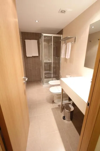  Pierre & Vacances Andorra El Tarter - picture  : Bathroom,Bathroom,Property 