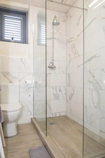  West Rock Villas - picture  : Shower,Bathroom,Property 