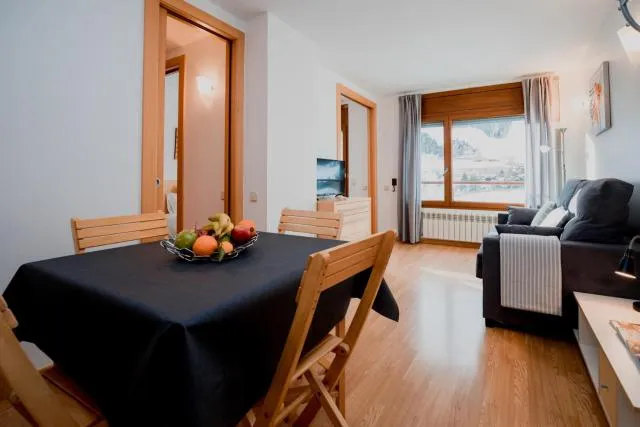  Apartaments Ashome - picture  : Dining area 