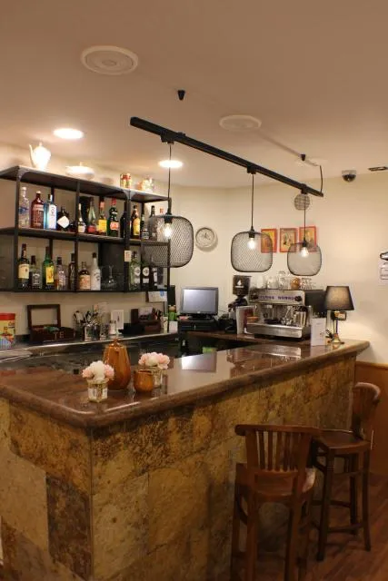  Hotel Meta - picture  : Patio,Lounge or bar,Property 