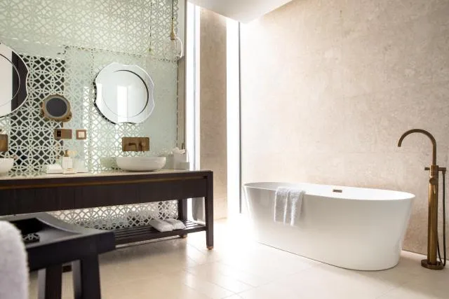  Jumeirah at Saadiyat Island Resort - picture  : Bathroom,Bathroom,Bath,Property 