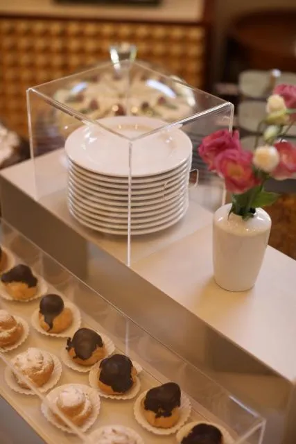  Grand Hotel Yerevan - Small Luxury Hotels of the World - picture  : Breakfast,Property 