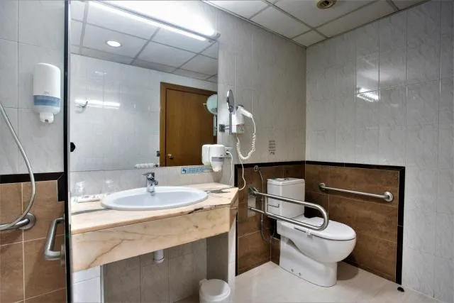  Hotel Panorama - picture  : Toilet,Bathroom,Bathroom,Property 