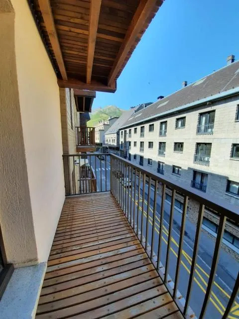  Altissim Nevada II - picture  : Balcony/terrace,Balcony/Terrace,Mountain view,Street view,Property 