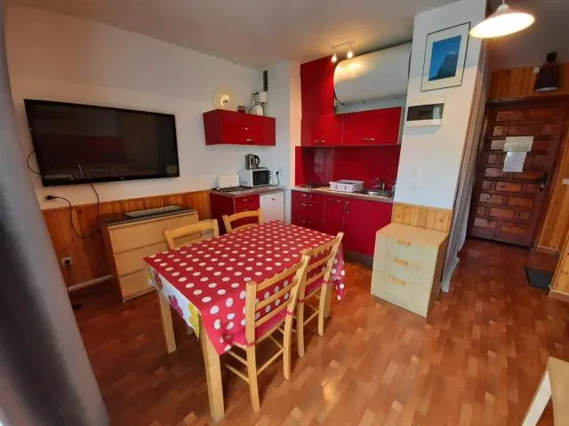  Altissim Nevada II - picture  : Kitchen/kitchenette,Dining area,Balcony/Terrace,Kitchen or kitchenette,Dining area,Bedroom,Pets,Mountain view,Street view,Property 