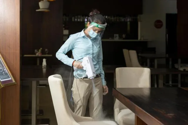  Action Hotel Ras Al Khaimah - picture  : Restaurant/places to eat,Property 