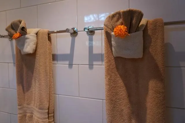  Cariñas Studio Apartments - picture  : Bathroom,Bathroom,Property 