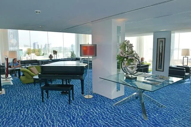  Hotel Presidente Luanda - picture  : Billiards,Lounge or bar,Property 