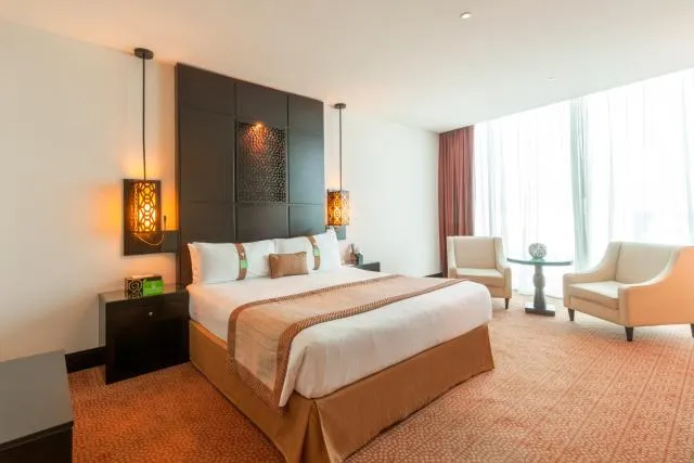  Holiday Inn Dubai Al Barsha, an IHG Hotel - picture  : Bed,Bedroom,Property 