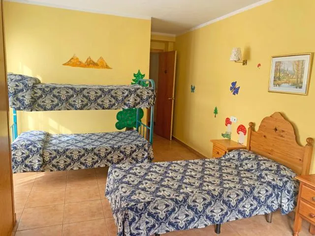  Hotel Antic - picture  : Bed,Bedroom,Property 
