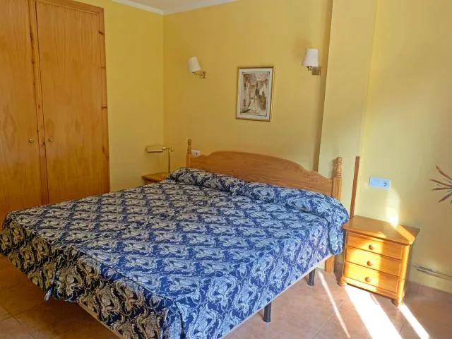  Hotel Antic - picture  : Bed,Bedroom,Property 