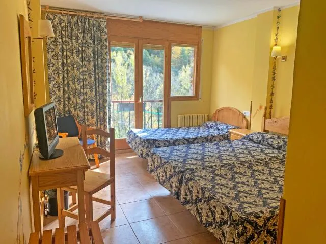  Hotel Antic - picture  : Bed,Bedroom,Property 