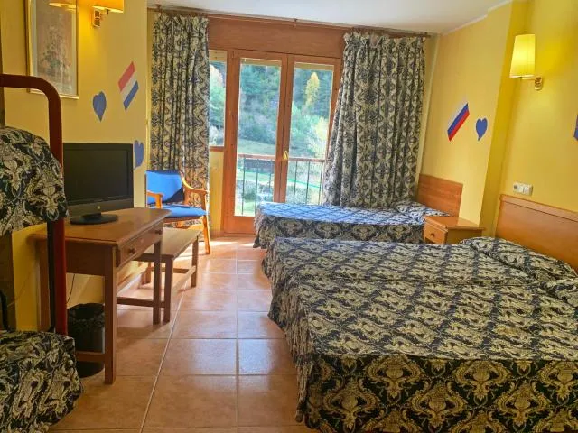  Hotel Antic - picture  : Bedroom,Property 