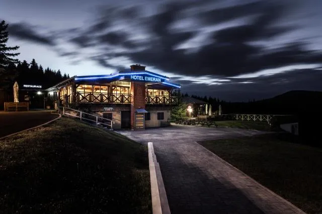  Hotel Emeran - picture  : Property building 