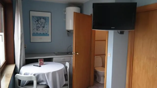  De Bonte Os Hotel & Tower - picture  : TV/entertainment centre,TV and multimedia,Property 