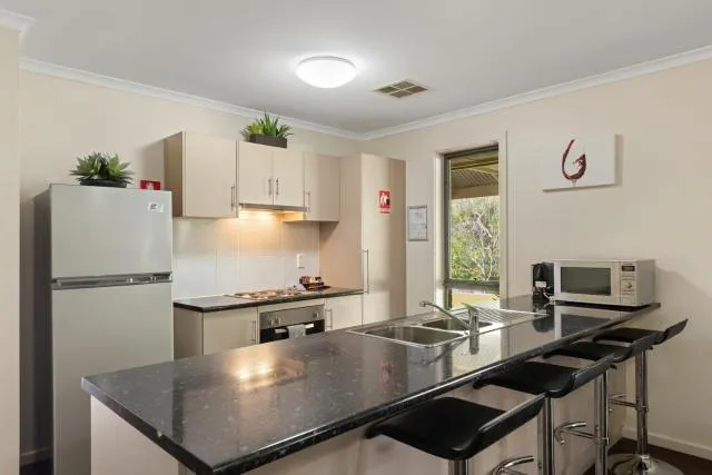  Discovery Parks - Barossa Valley - picture  : Kitchen/kitchenette,Kitchen or kitchenette,Property 