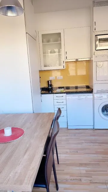  Perdiu 52 Confortable - picture  : Kitchen/kitchenette,Dining area 