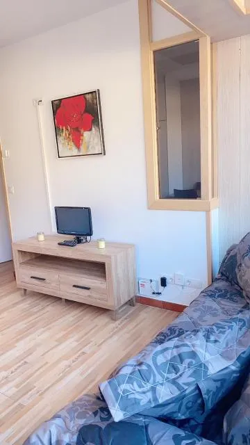  Perdiu 52 Confortable - picture  : TV/entertainment centre 