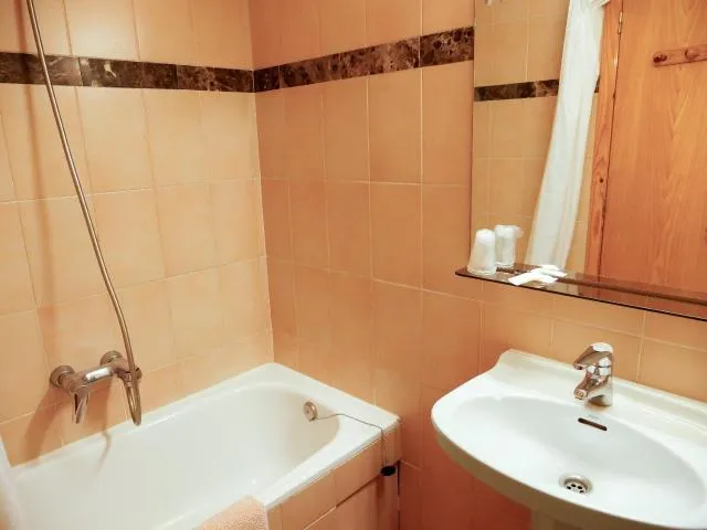  Kione Calgary - picture  : Bathroom,Bathroom,Property 