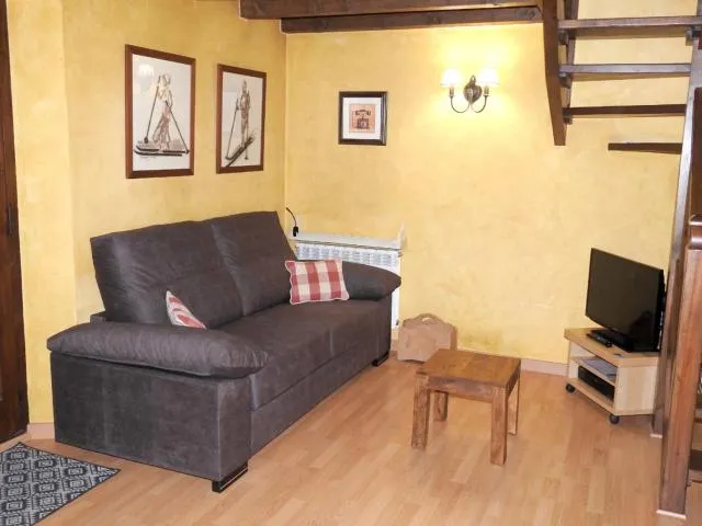  One bedroom appartement at El Tarter 10 m away from the slopes with furnished terrace and wifi - picture  : Seating area,Living room,Property 