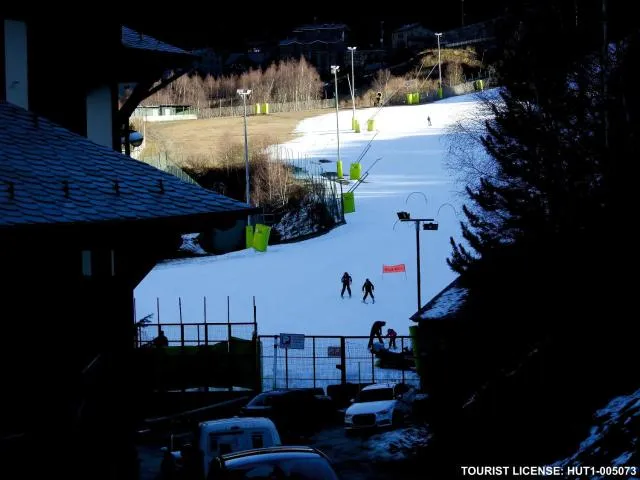  One bedroom appartement at El Tarter 10 m away from the slopes with furnished terrace and wifi - picture  : Shower,Bird's eye view,Property 