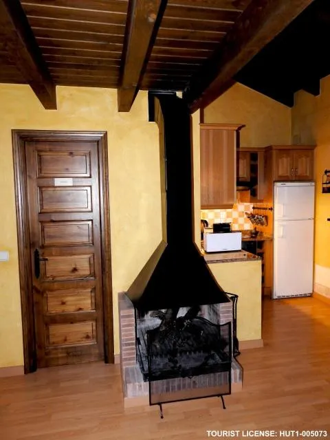  One bedroom appartement at El Tarter 10 m away from the slopes with furnished terrace and wifi - picture  : Kitchen/kitchenette,Seating area,Kitchen or kitchenette,Property 