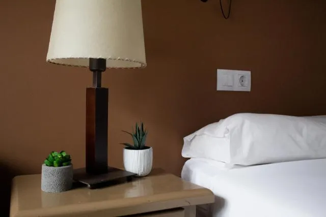  Hotel KATHMANDU - picture  : Seating area,Bed,Bedroom,Property 