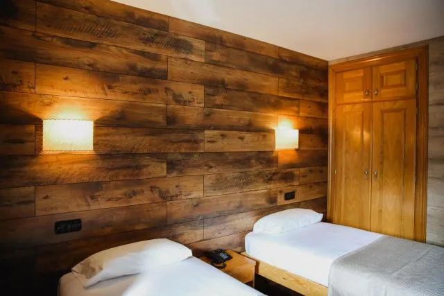  Cal Ruiz - picture  : Bed,Bedroom,Property 