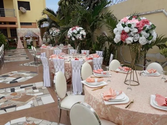  Afilux Residencial - picture  : Toilet,Property building,Property building,Restaurant/places to eat,Breakfast,Property 