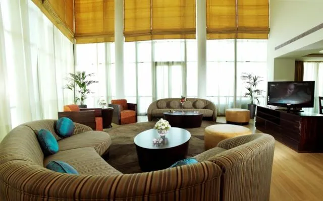  Burjuman Arjaan by Rotana - Dubai - picture  : Patio,Seating area,Living room,Property 