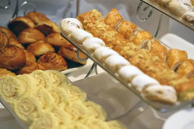  Ani Plaza Hotel - picture  : Food,Buffet breakfast,Property 