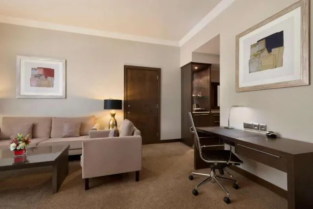  Ramada Downtown Abu Dhabi - picture  : Seating area,Summer,Photo of the whole room,On site,Room 