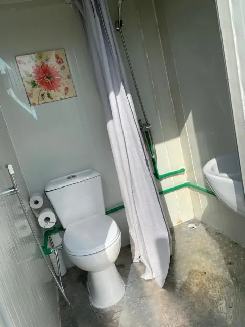  RAK Glamping - picture  : Shower,Toilet,Bathroom,Bathroom,Property 