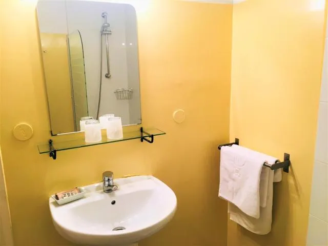  Hotel Roc de St Miquel & Apartment - picture  : Bathroom,Summer,Bathroom,Property 