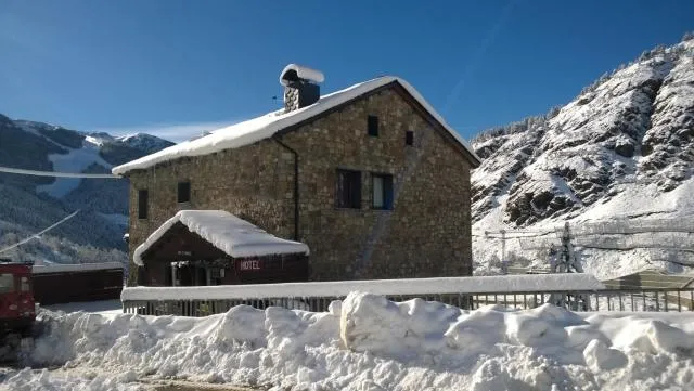  Hotel Roc de St Miquel & Apartment - picture  : Shower,Property building,Property building,Summer,Property 