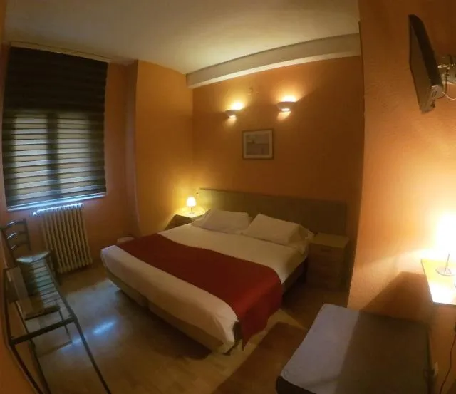  Hotel Roc de St Miquel & Apartment - picture  : Bed,Bedroom,Property 