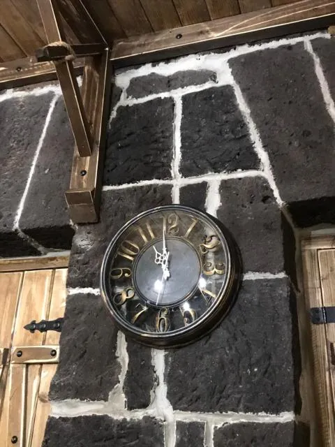  Old Gyumri Guest House / Հին Գյումրի հյուրատուն - picture  : Property building,Seating area,Property 