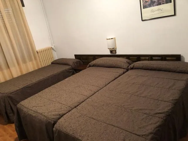  Hotel Refugi dels Isards - picture  : Bed,Bed,Bedroom,Property,Room 