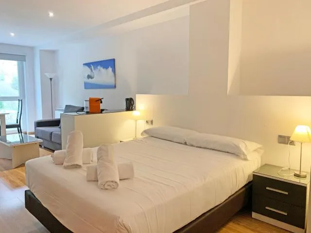  Apartamentos Vallnord 3000 - picture  : Bed,Living room,Bedroom,Property 