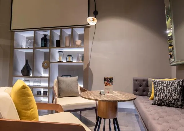  Centro Capital Centre By Rotana - picture  : Seating area,Lounge or bar,Property 