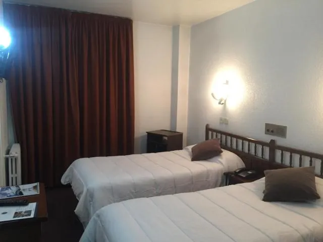  Hotel Folch - picture  : Bed,Summer,Bedroom,Property 