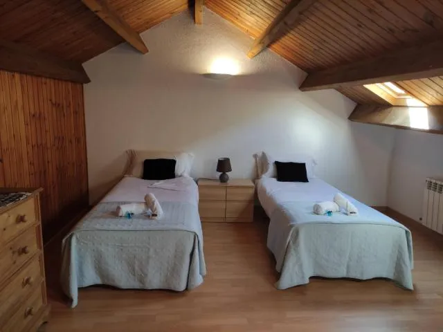  SUITEDREAMS - Camp de Baix - picture  : Bed,Photo of the whole room,Room 