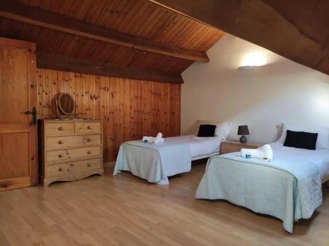 SUITEDREAMS - Camp de Baix - picture  : Bed,Summer,Photo of the whole room,Room 