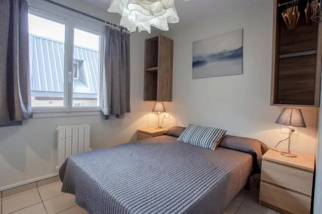  Grandalla Pedrous - picture  : Bed,Bed,Summer,Room 