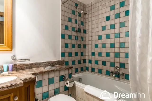  Dream Inn Apartments - Arabian Old Town - picture  : Bathroom,Bathroom,Property 
