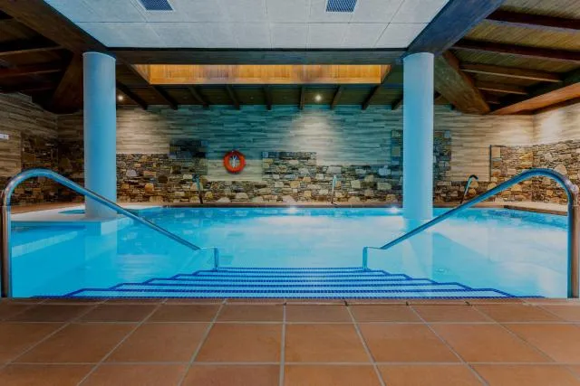  Hotel Roc Meler - picture  : Swimming pool,Spa and wellness centre/facilities,Swimming pool,Property 