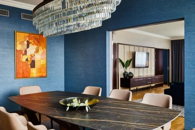  InterContinental Warszawa, an IHG Hotel - picture  : Dining area,Bedroom,Property 