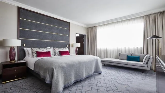  InterContinental Warszawa, an IHG Hotel - picture  : Bed,Bedroom,Property 