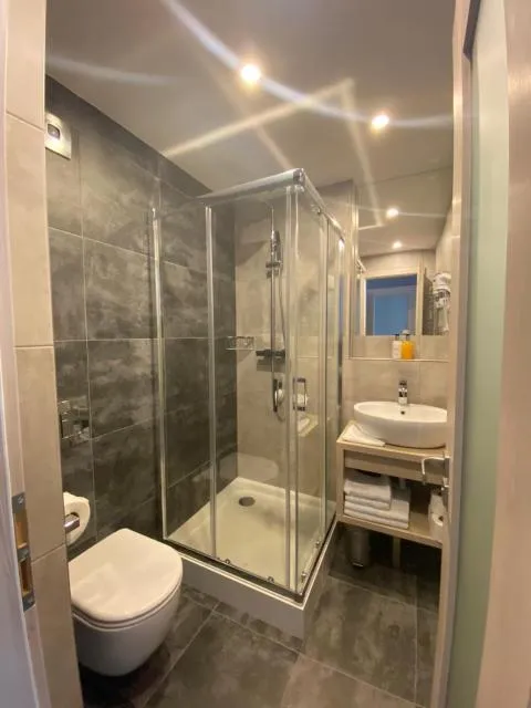  JBX Resort Apartments Lipno - picture  : Bathroom,Bathroom,Property 