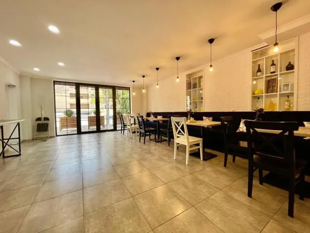  Hotel Merien - picture  : Toilet,Restaurant/places to eat,Property 